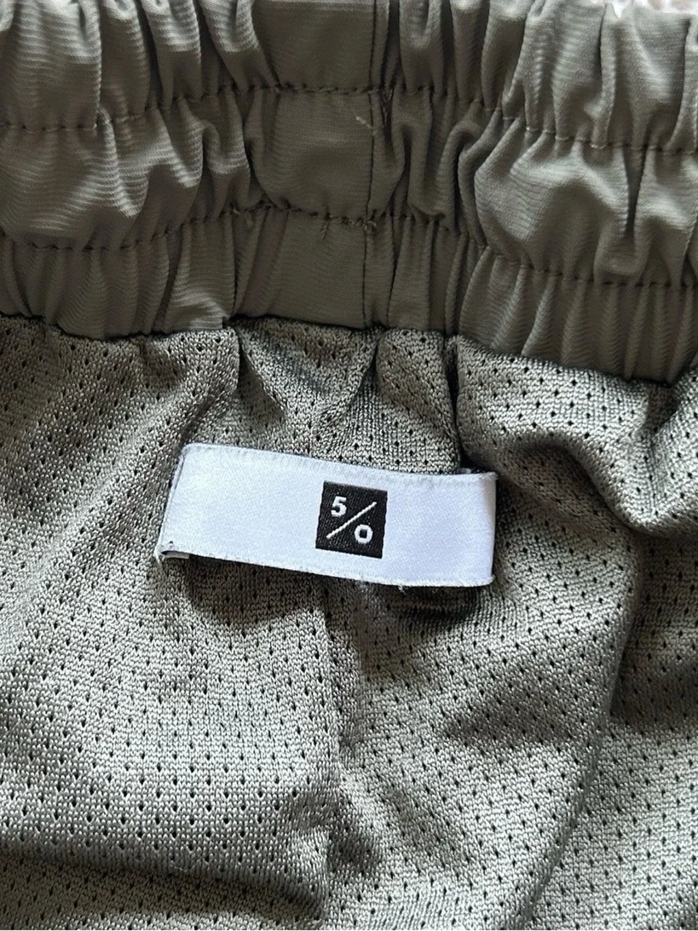 Fifty Percent 5/0 Women's M Athletic Running Shorts Olive Green 2.5 Inseam Liner - Picture 5 of 9